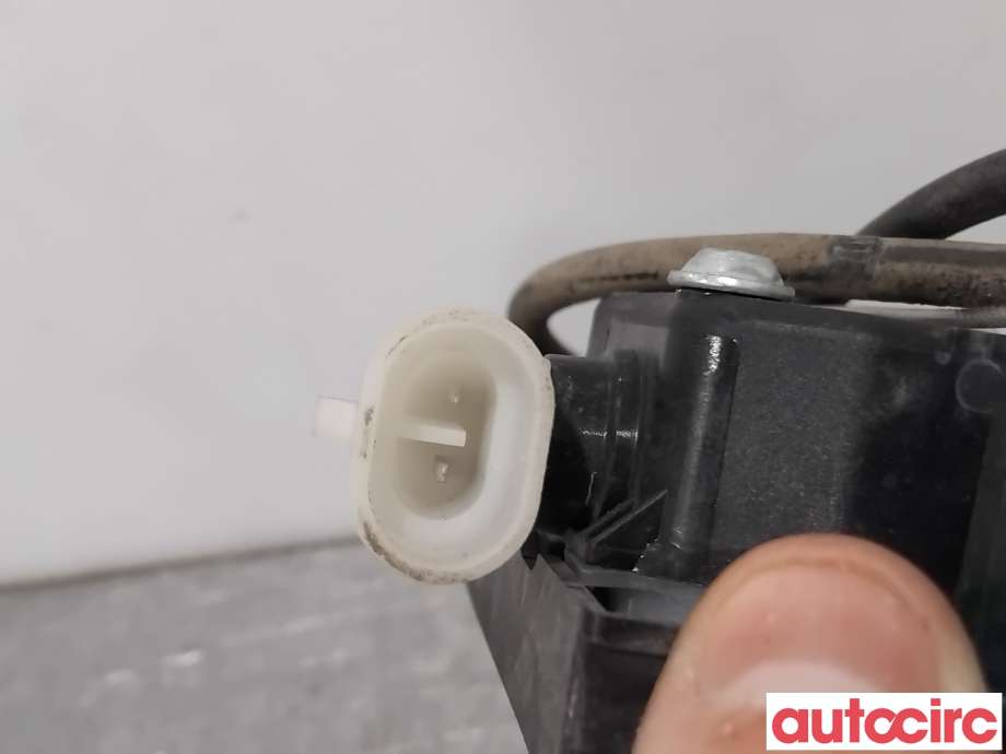 Diverse deler til Tesla Model S 2016-2021 (Fase 2)  (TESLA|1061814-00-D|)
