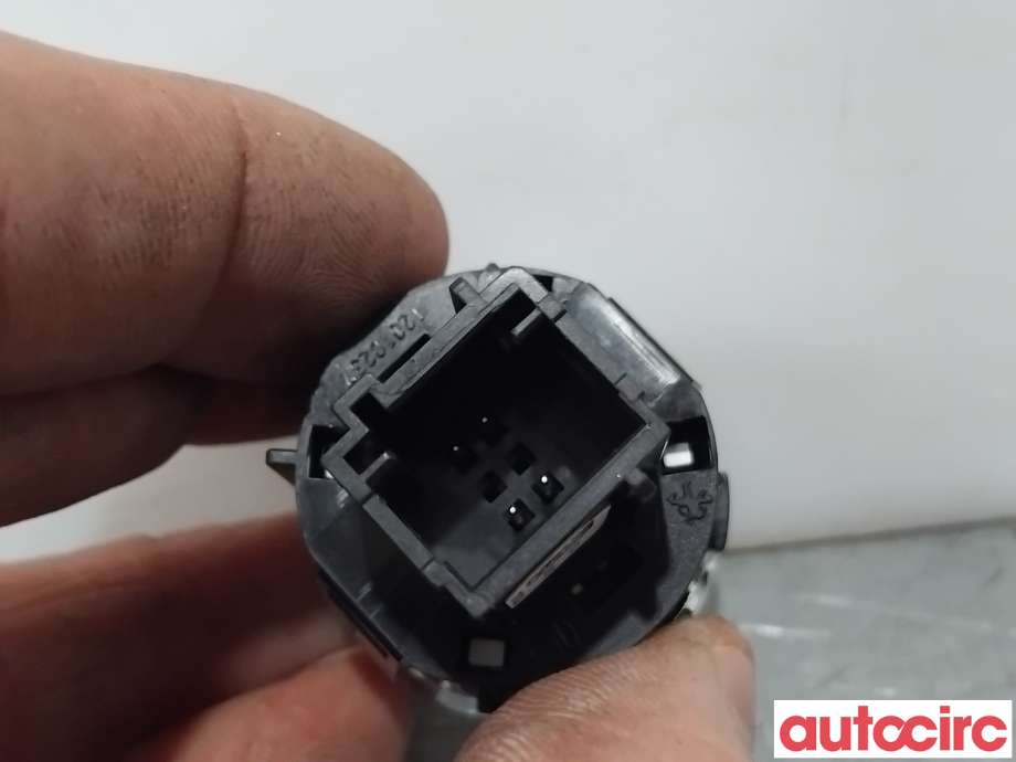 Bryter start/stopp til Peugeot 308 2021-->> (Type III)  (PEUGEOT|9827205180|)