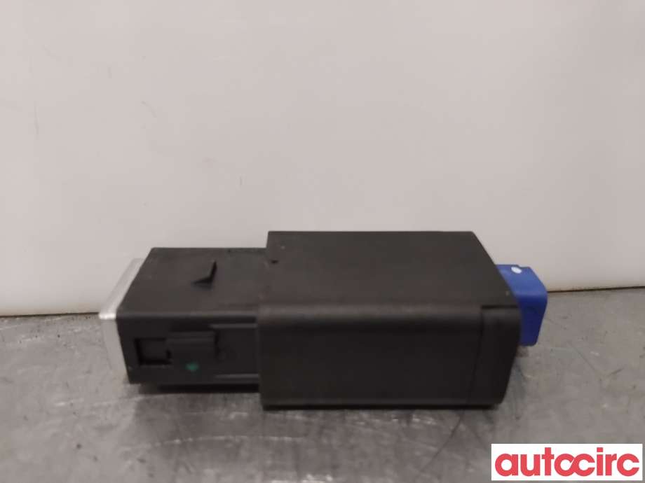 Diverse deler til Peugeot 308 2021-->> (Type III)  (PEUGEOT|98483947VV|)