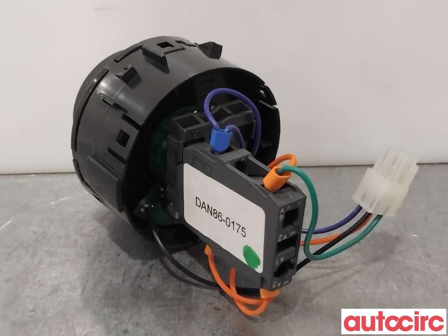 Bryter diverse til Toyota Proace 2016-->> (Type II)  (TOYOTA|NO NR|DAN86-0175|)