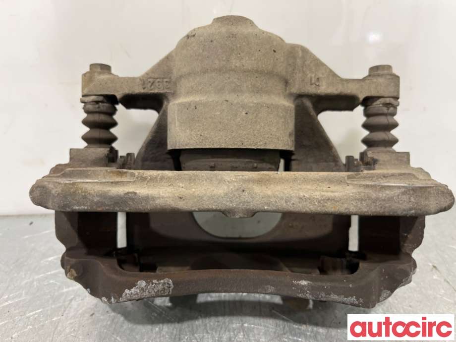 Bremsecaliper høyre foran til Toyota Avensis 2009-2015 (Type III, Fase 1)  (TOYOTA|4773002361|)