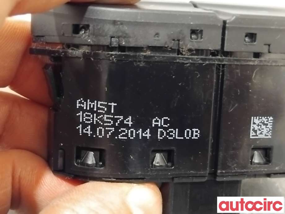 Bryter rutevarme til Ford Focus 2011-2014 (Type III, Fase 1)  (FORD|1817665||AM5T18K574AC)