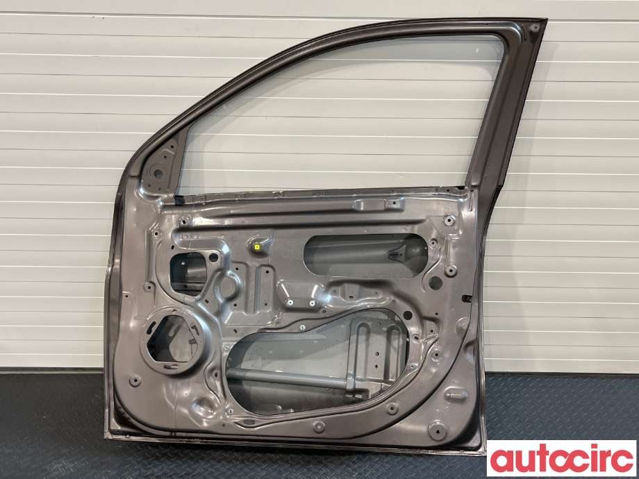 Dør høyre foran til Mitsubishi ASX 2010-2019  (MITSUBISHI|5700B534)