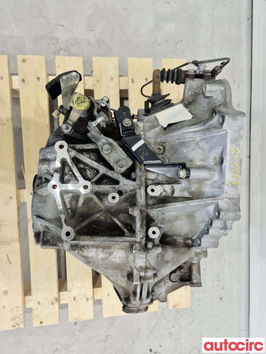Girkasse manuell 6-trinn til Toyota Avensis 2009-2015 (Type III, Fase 1)  (TOYOTA|3030020A30||3030020A20)
