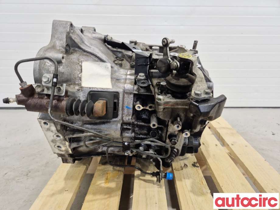 Girkasse manuell 6-trinn til Toyota Avensis 2009-2015 (Type III, Fase 1)  (TOYOTA|3030020A30||3030020A20)