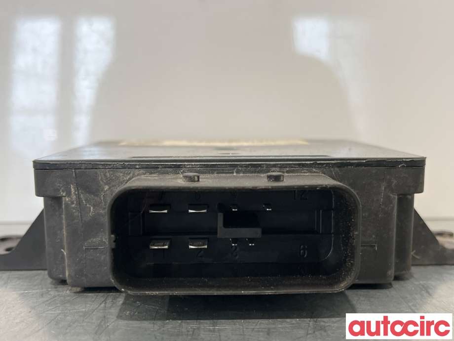 Styreenhet diverse til Mazda CX-5 2012-2017 (Type I)  (MAZDA|P5E1-18-572|8ES010871-00|PE03-18572)