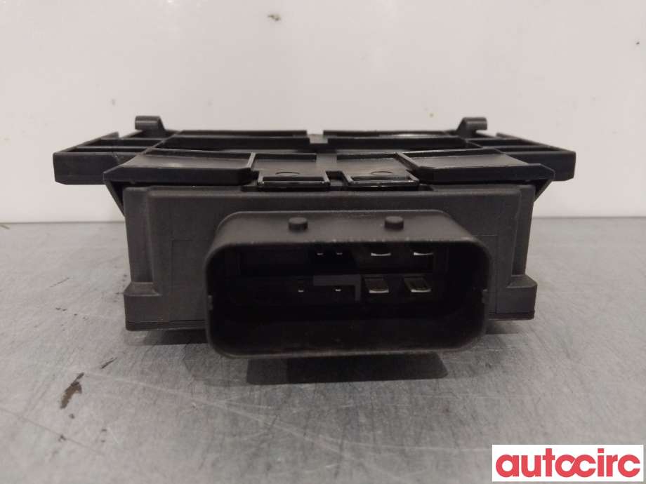 Styreenhet diverse til VW Transporter / Caravelle 2015-2019 (T6) (T6) (VOLKSWAGEN|3AA919041A)