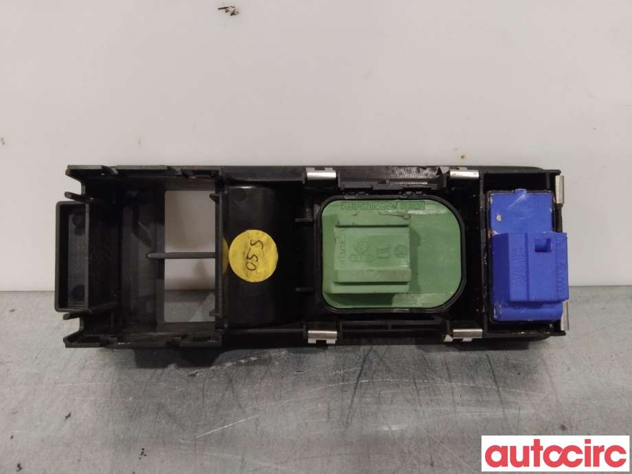 Bryter speil til VW Transporter / Caravelle 2015-2019 (T6) (T6) (VOLKSWAGEN|7E1959565L)