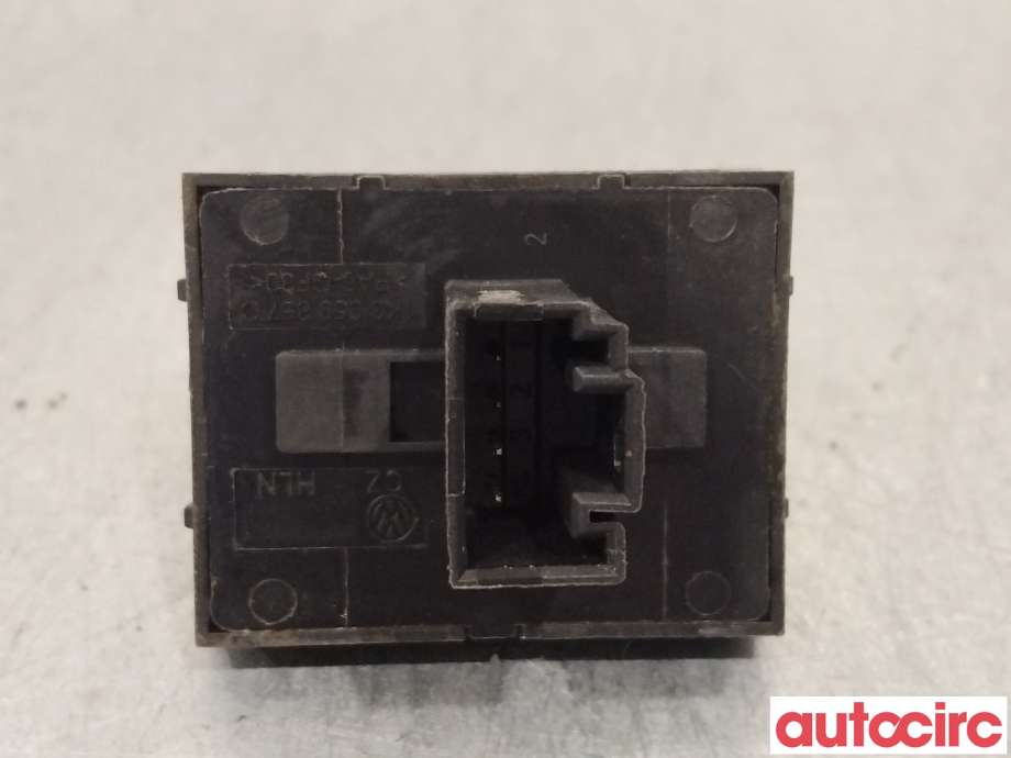 Bryter ruteheis til VW Transporter / Caravelle 2015-2019 (T6) (T6) (VOLKSWAGEN|1K3959857C)