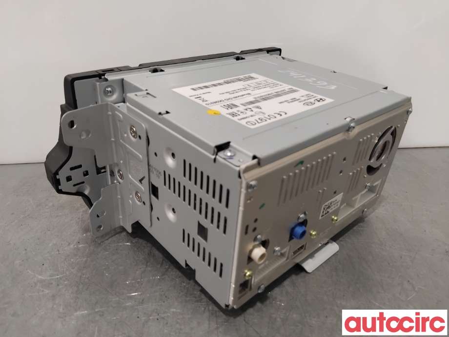 Bilstereo navigasjon til Kia Cee