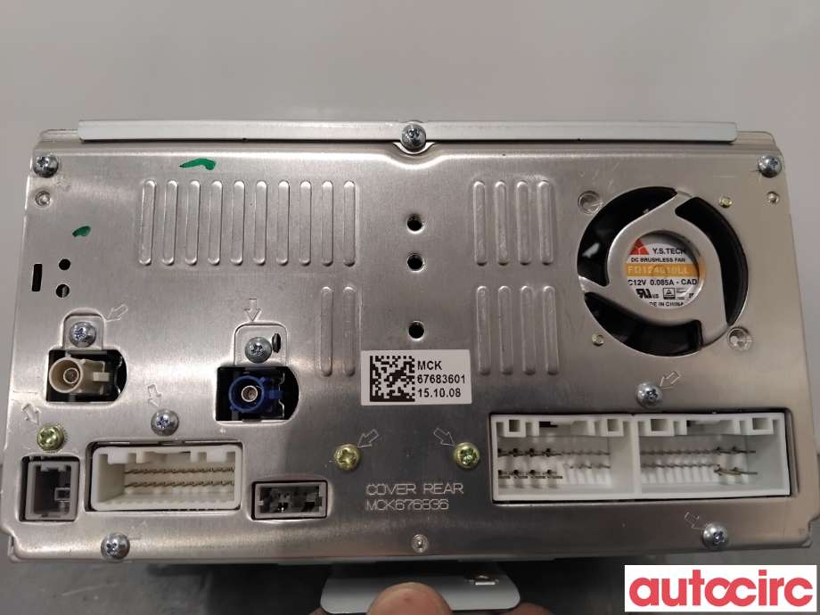 Bilstereo navigasjon til Kia Cee