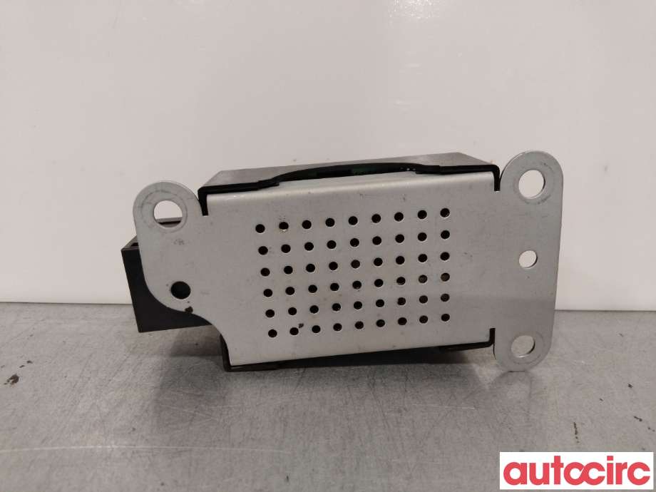 Antenne forsterker til VW Tiguan 2011-2016 (Type I, Fase 2)  (VOLKSWAGEN|5N0035570A)