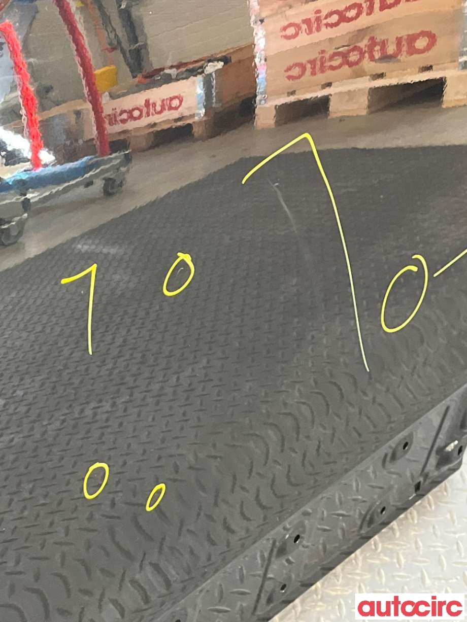 Dør venstre foran til Peugeot 2008 2019-->> (Type II)  (PEUGEOT|9832522480)