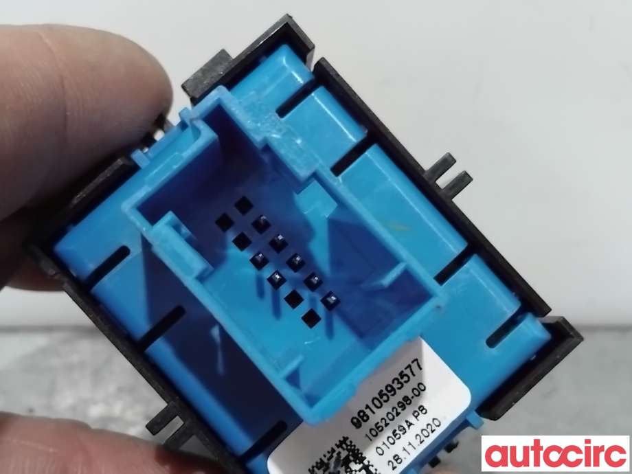 Bryter elektrisk håndbrekk/parkbrems til Peugeot 2008 2019-->> (Type II)  (PEUGEOT|98105935VV|10520298-05|9810593577)