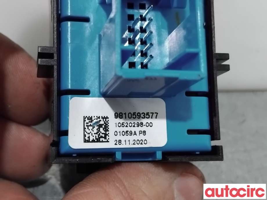 Bryter elektrisk håndbrekk/parkbrems til Peugeot 2008 2019-->> (Type II)  (PEUGEOT|98105935VV|10520298-05|9810593577)