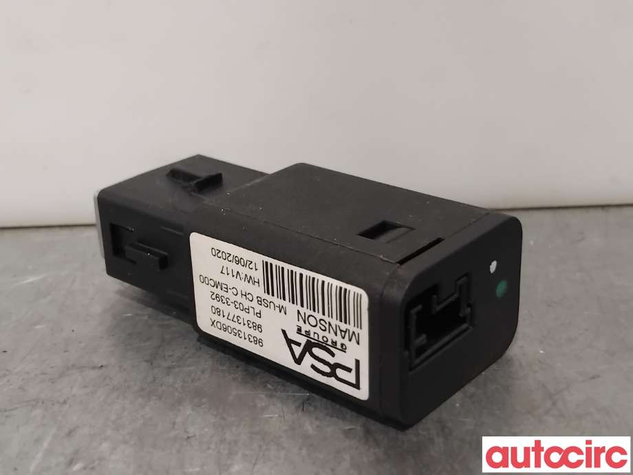 Diverse deler til Peugeot 2008 2019-->> (Type II)  (PEUGEOT|98313506DX|)