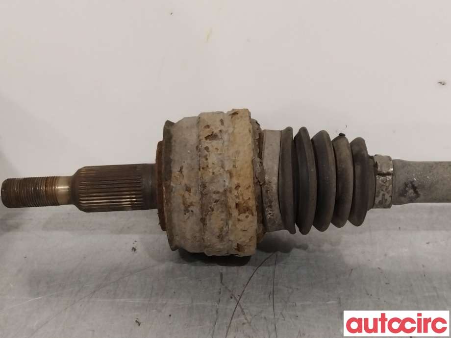 Drivaksel venstre bak til VW Transporter / Caravelle 2009-2015 (Fase 2) (T5) (T5) (VOLKSWAGEN|7E0501201CX|7E0501201B|7E0501201C)