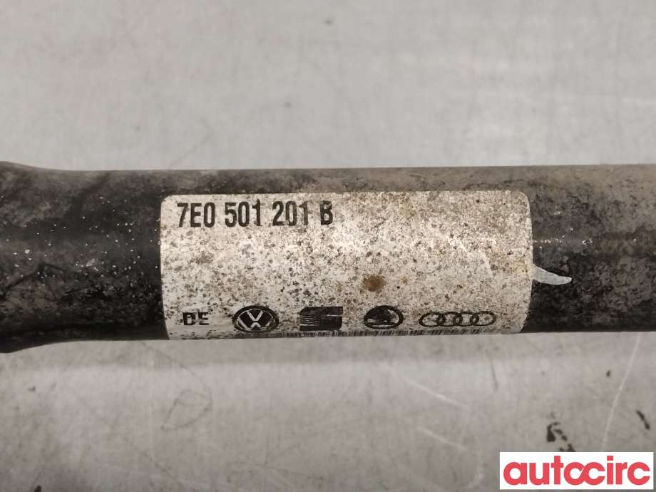 Drivaksel venstre bak til VW Transporter / Caravelle 2009-2015 (Fase 2) (T5) (T5) (VOLKSWAGEN|7E0501201CX|7E0501201B|7E0501201C)