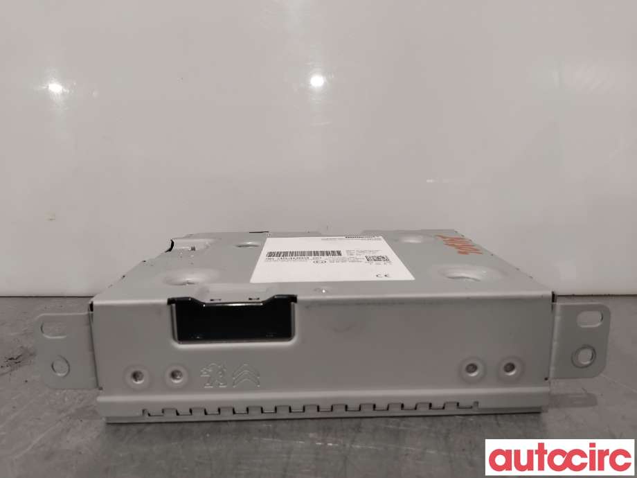 Bilstereo navigasjon til Peugeot 2008, 2019-->> (Type II)  (PEUGEOT|1674206580)