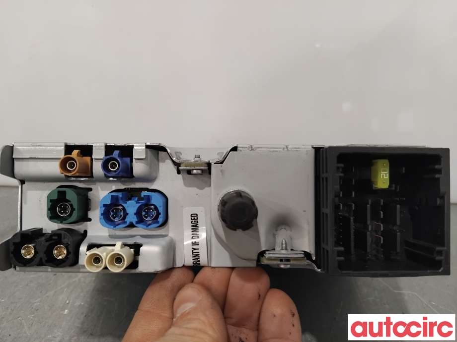 Bilstereo navigasjon til Peugeot 2008 2019-->> (Type II)  (PEUGEOT|1674206580|9835408980|1690334280)