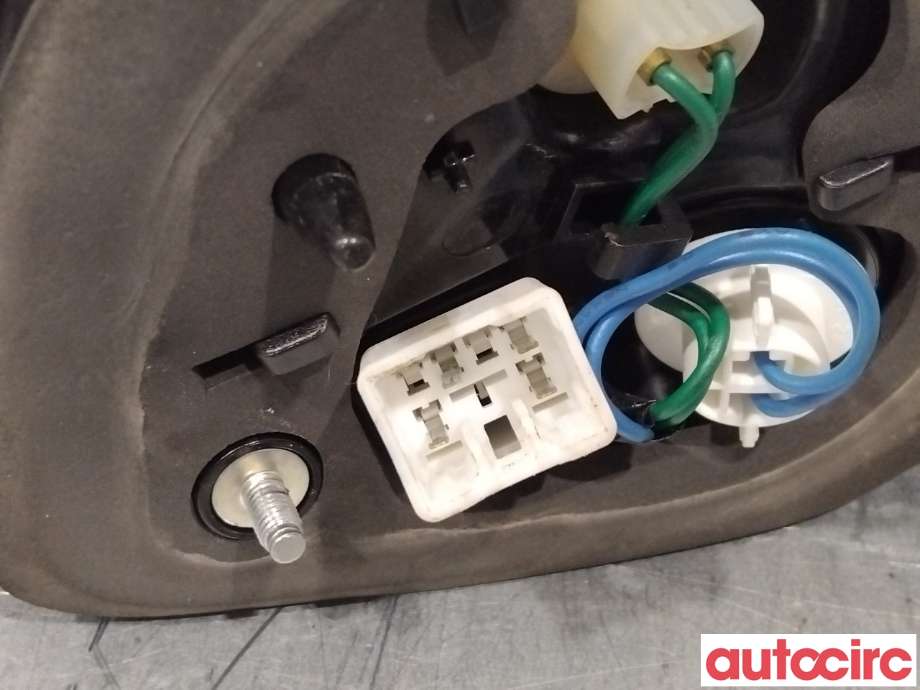 Baklykt høyre indre til Kia Rio 2011-2017 Type III  (KIA|924041W200)