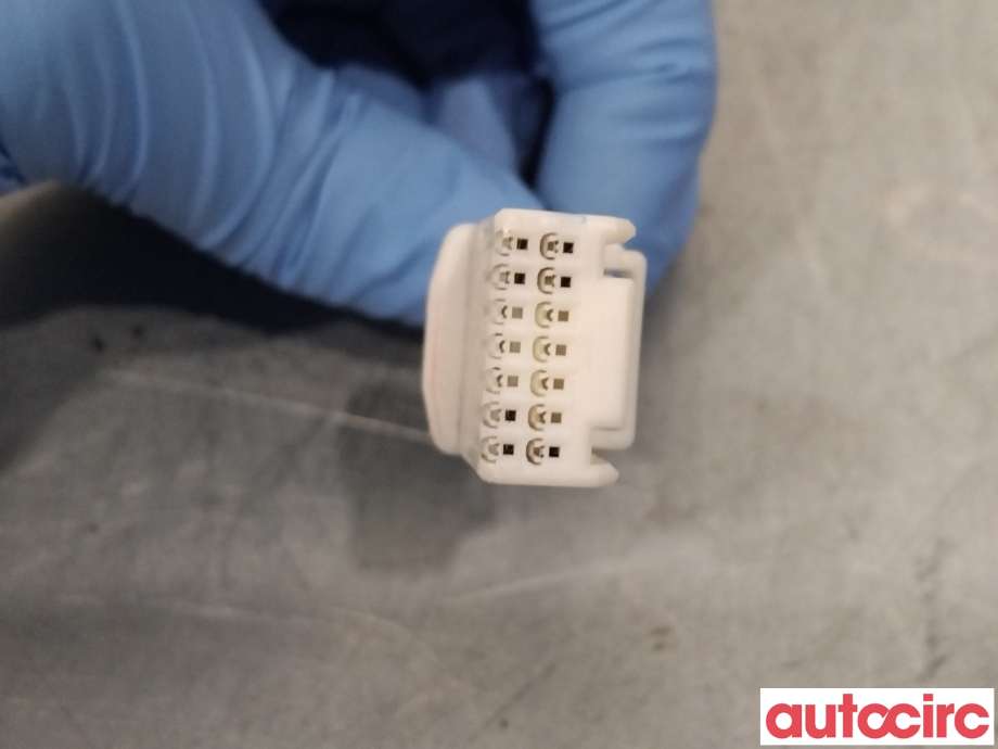 Speil venstre til Toyota Avensis 2009-2015 (Type III, Fase 1)  (TOYOTA|8790905390B3)