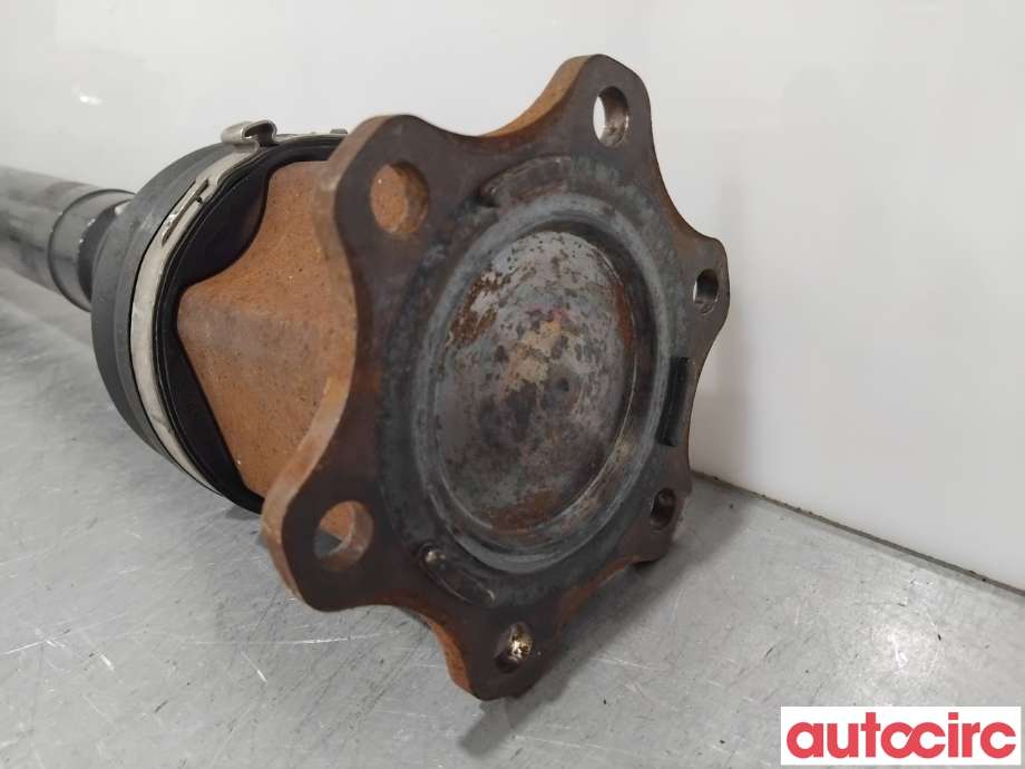 Drivaksel høyre foran til VW Passat 2005-2010 (B6) (B6) (VOLKSWAGEN|1K0407764PX|1K0407272QE|5Q0407272BT)