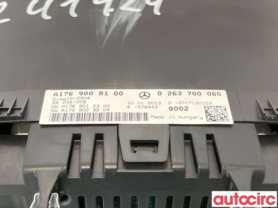 Instrumentpanel til Mercedes A-Klasse 2012-2018 (W176) (W176) (MERCEDES|A1769008901|0263700060|A1769008100)