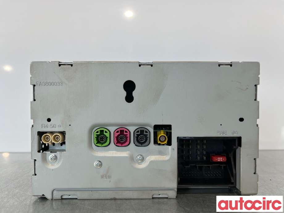 Bilstereo navigasjon til Mercedes A-Klasse 2012-2018 (W176) (W176) (MERCEDES|A2469006710|)