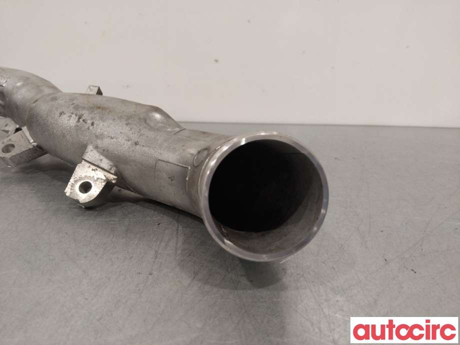 Turbo rør til Toyota Avensis 2009-2015 (Type III, Fase 1)  (TOYOTA|1736126050|)