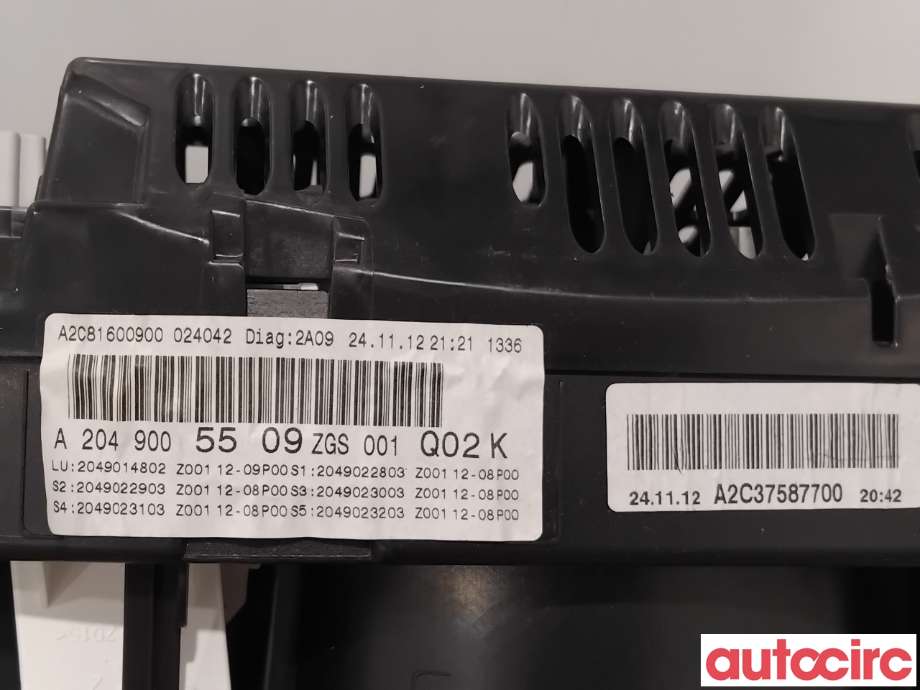 Instrumentpanel til Mercedes GLK 2008-2015 (X204) (X204) (MERCEDES|A2049005509|A2C81600900|A2049006213)
