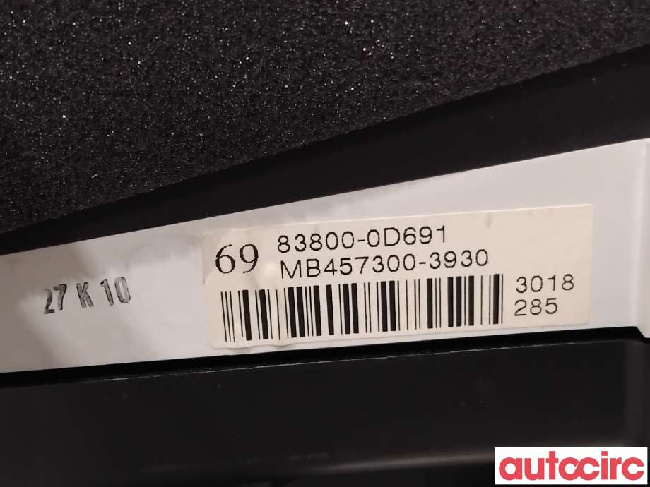 Instrumentpanel til Toyota Yaris 2009-2011 (Type II, Fase 2) (TOYOTA|838000D691|MB457300-3930|83800-0D691)