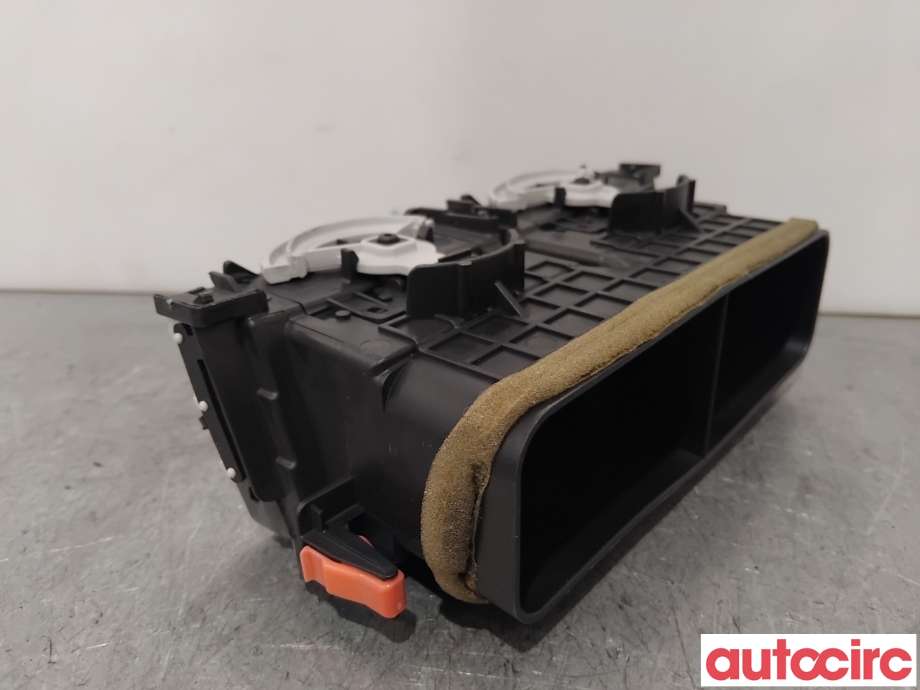 Dashbord friskluftdyse til Toyota Yaris 2009-2011 (Type II, Fase 2) (TOYOTA|556700D010B0|)