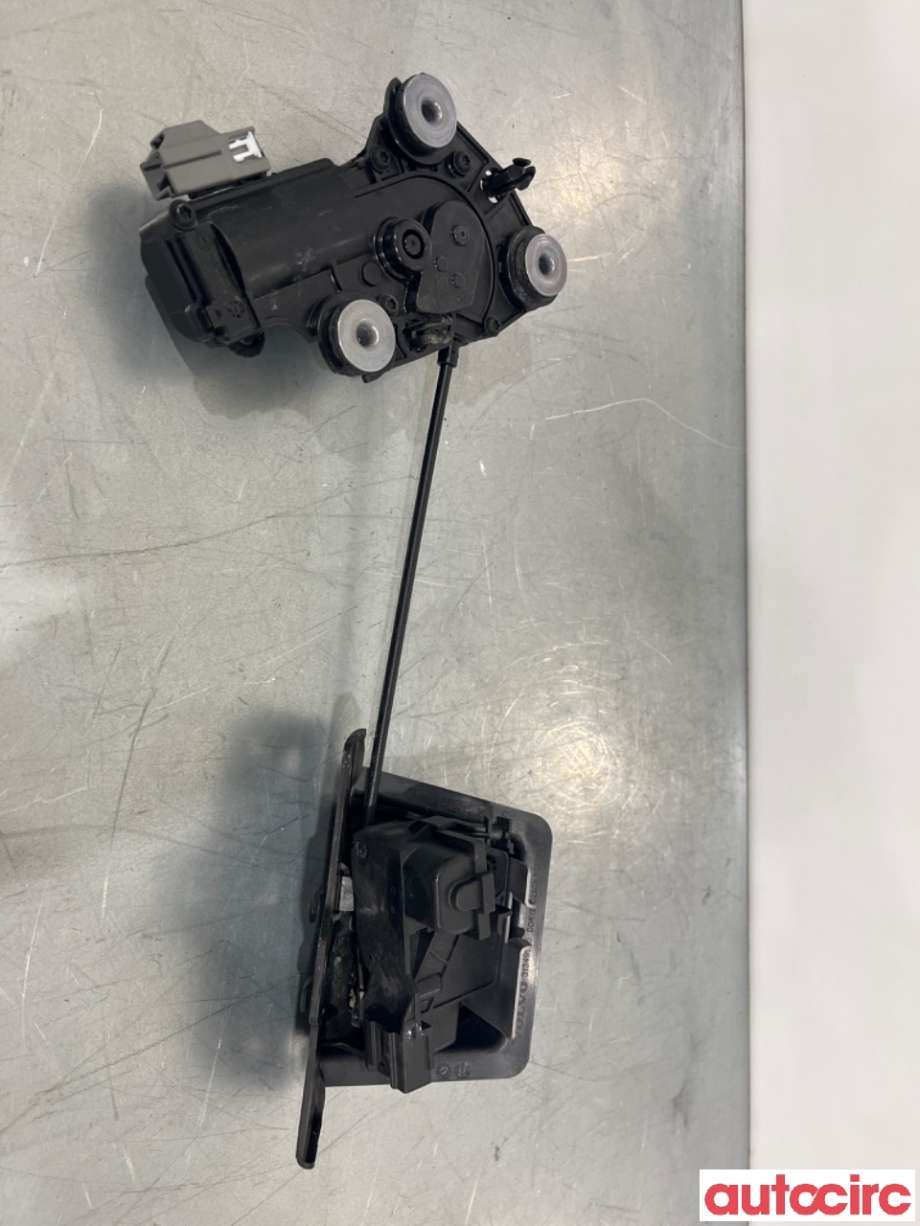 Baklukelås til Volvo XC40 2018-2024  (VOLVO|32149889|)