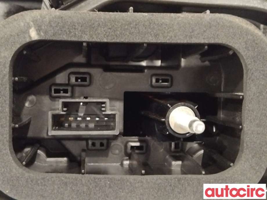 Baklykt venstre til VW E-Up 2013-2019 (VOLKSWAGEN|1S0945095G)