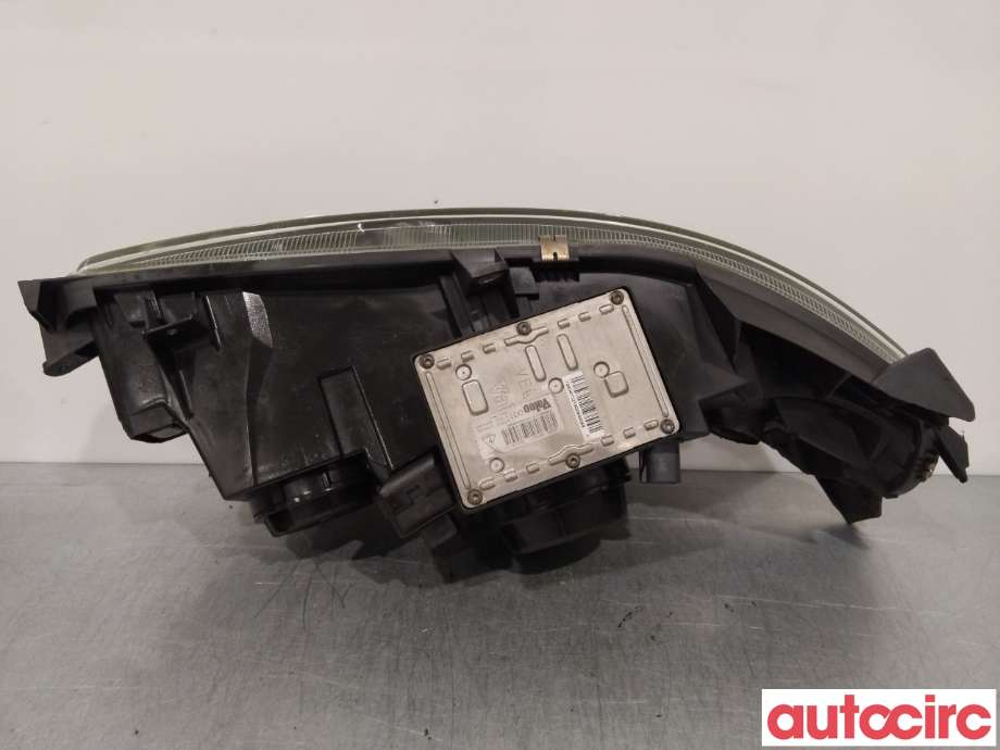 Frontlykt venstre xenon til Volvo XC70 2001-2004 (Type I, Fase 1)  (VOLVO|31446814|89008799|30655905)