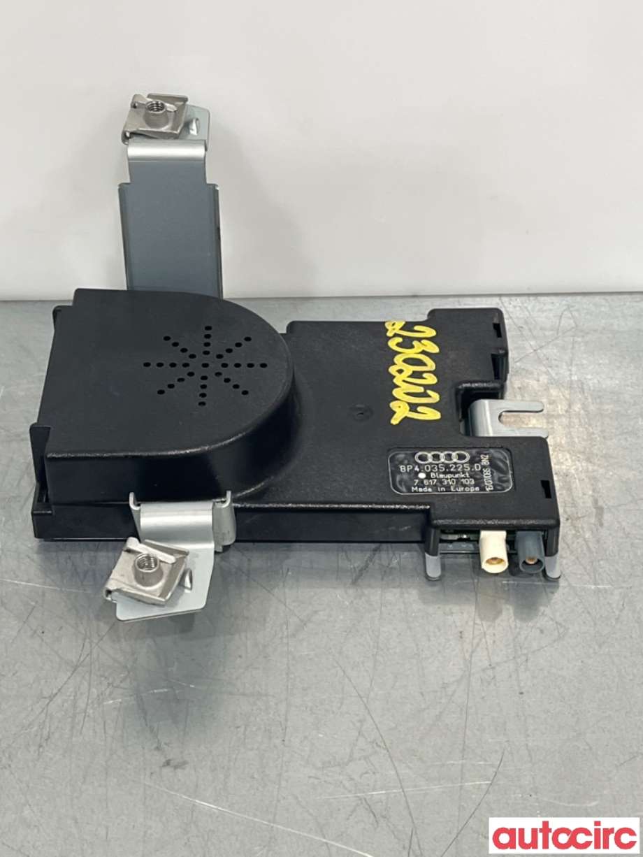 Antenne forsterker til Audi A3 2003-2008 (Type II, Fase 1)  (AUDI|8P4035225D|)