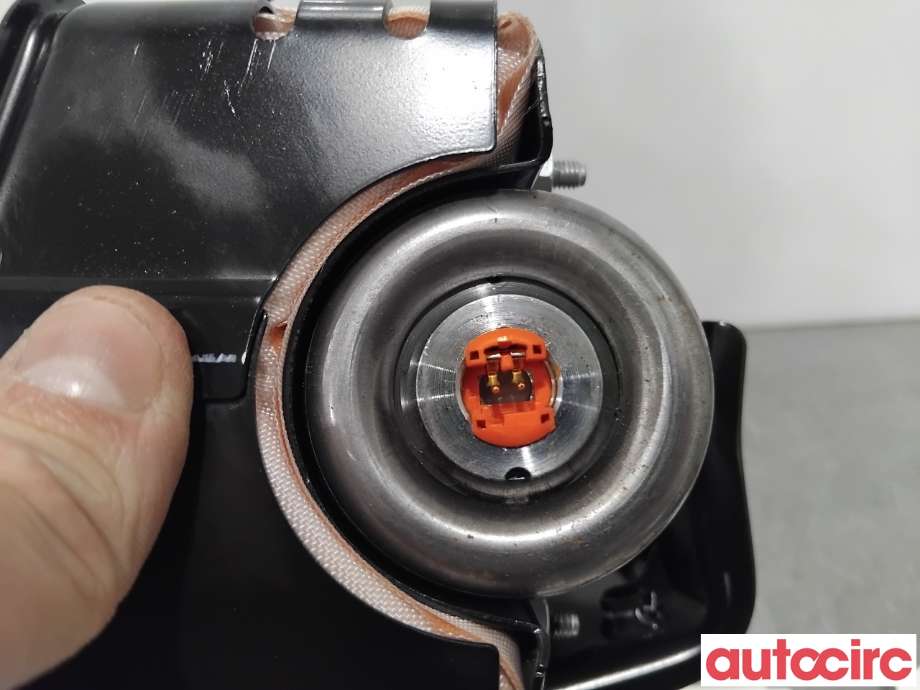 Airbag passasjer til Tesla Model S 2013-2016 (Fase 1)  (TESLA|1022507-00-A||1463363-99-B)