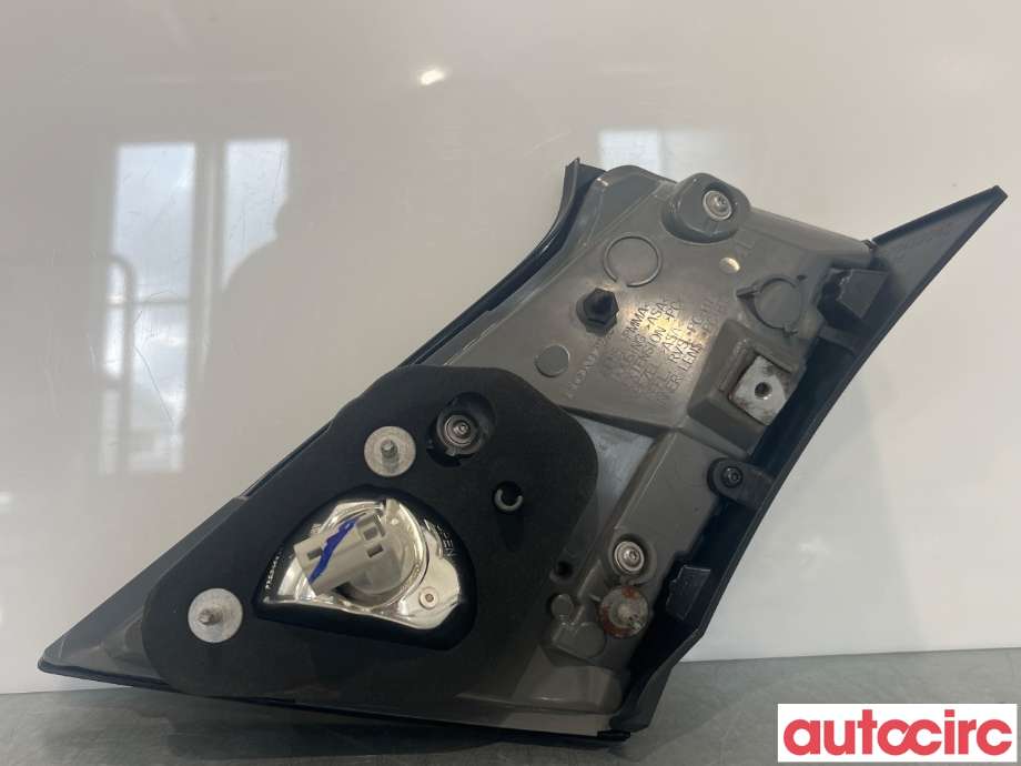 Baklykt venstre indre til Honda Civic 2012-2015 (Type IX, Fase 1)  (HONDA|34155-TV0-E21)