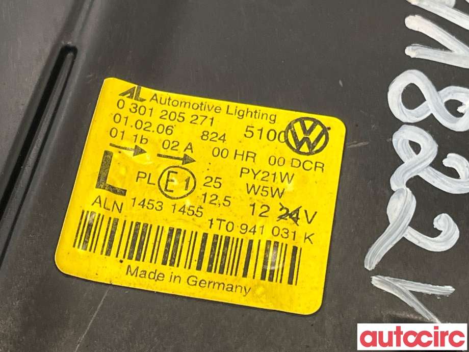 Frontlykt venstre halogen til VW Touran 2003-2006 (Type I, Fase 1)  (VOLKSWAGEN|1T0941039K|1T0941031)