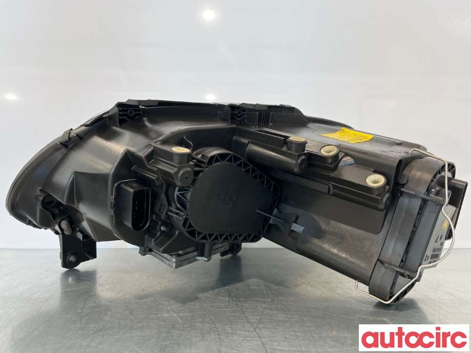 Frontlykt høyre halogen til VW Touran 2003-2006 (Type I, Fase 1)  (VOLKSWAGEN|1T0941040K|1T0941032)