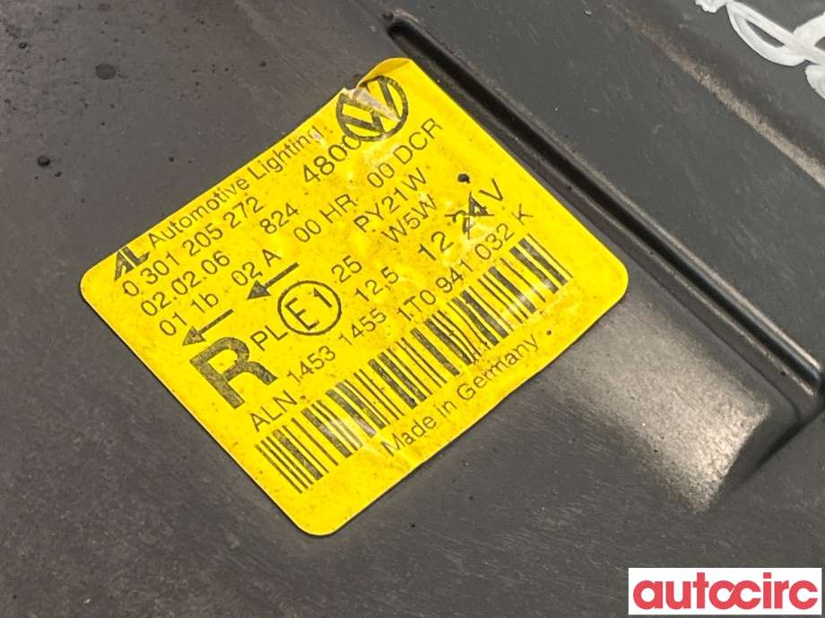 Frontlykt høyre halogen til VW Touran 2003-2006 (Type I, Fase 1)  (VOLKSWAGEN|1T0941040K|1T0941032)