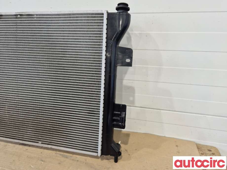Radiator (automat gir) til Kia Soul 2014-2019 (Type II) (KIA|25310E4000|)