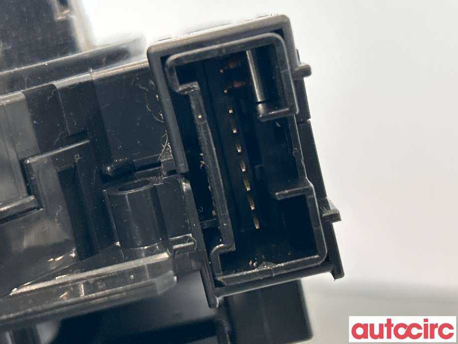 Bryter combi til Ford Fiesta 2008-2012 (Type VI, Fase 1)  (FORD|1718675||8A6T-13N064-GE)