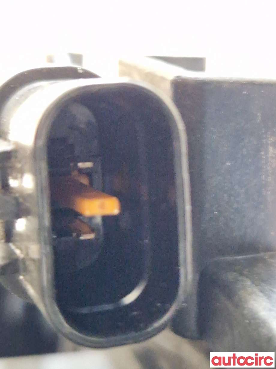 Batterilader inntak/luke til Kia Soul 2014-2019 (Type II)  (KIA|86350E4100IM||86352-E4100)
