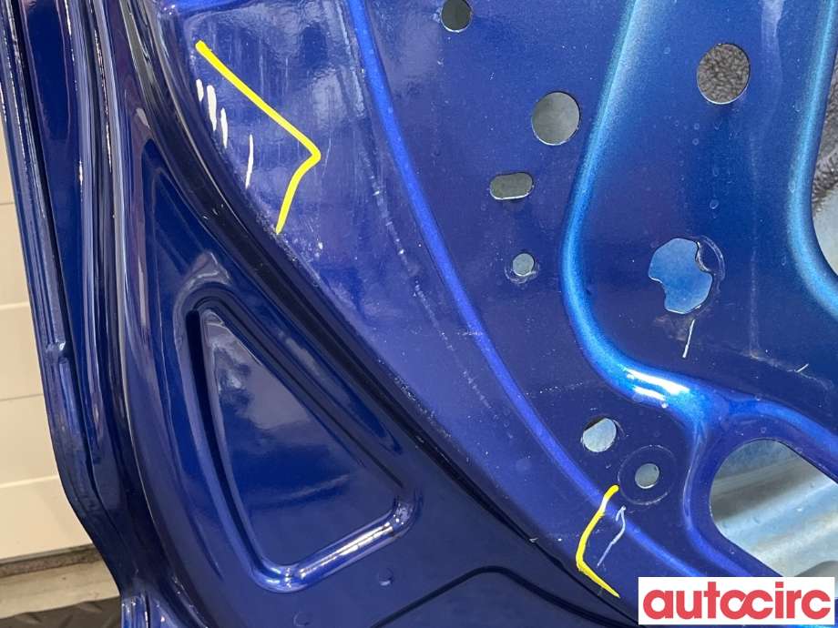 Dør venstre foran til Ford Fiesta 2017-->> (Type VII)  (FORD|2086322|PH1BB-A20125-DA)