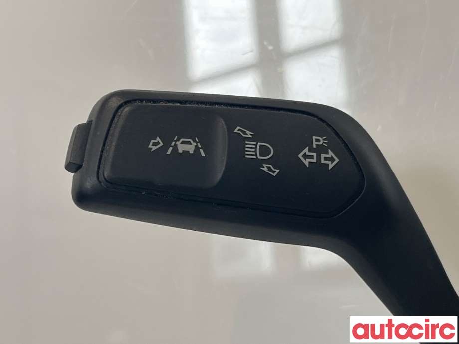 Bryter combi til Ford Fiesta 2017-->> (Type VII) (FORD|2557754|)