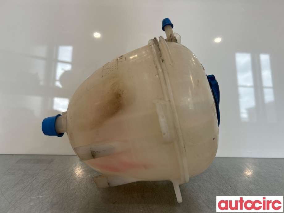 Ekspansjonstank til VW Transporter / Caravelle 2015-2019 (T6) (T6) (VOLKSWAGEN|7E0121407)