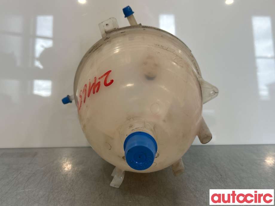 Ekspansjonstank til VW Transporter / Caravelle 2015-2019 (T6) (T6) (VOLKSWAGEN|7E0121407)