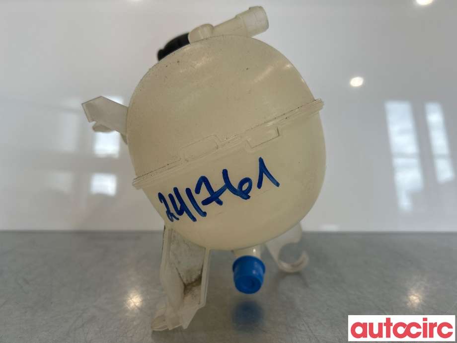 Ekspansjonstank til Nissan NV300 2016-->>  (NISSAN|2171000Q0G|2171000Q0D|)